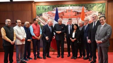 Photo of दो दिवसीय यात्रा पर भारत पहुंचे फ्रांसीसी सीनेट के अध्यक्ष लार्चर
