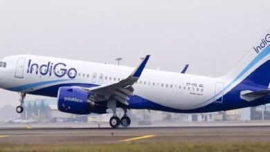 Photo of दिल्ली एयरपोर्ट पर टला हादसा, लैंडिंग के दौरान विमान चालक से हुई बड़ी चूक!