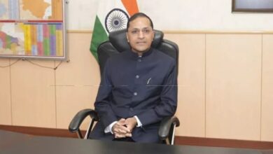 Photo of मतदान की तारीखों के एलान से पहले चुनाव आयुक्त अरुण गोयल ने दिया इस्तीफा